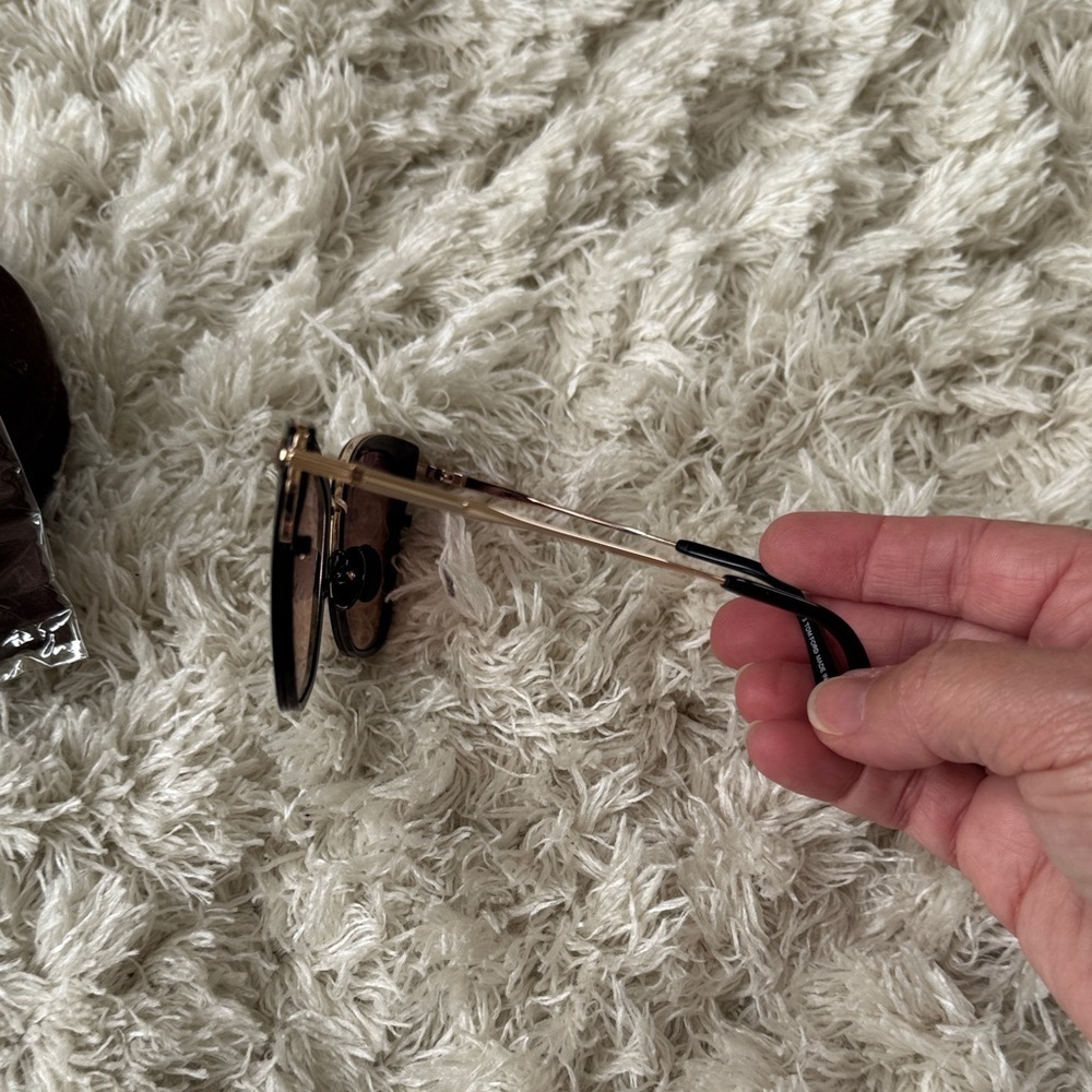 Tom Ford Black and Gold Sunglasses for Women-titanium - Picture 11 of 11